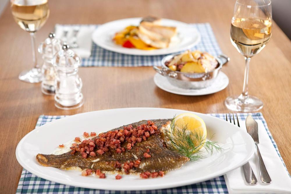 Fischhaus Am Schaalsee Zarrentin am Schaalsee Bagian luar foto